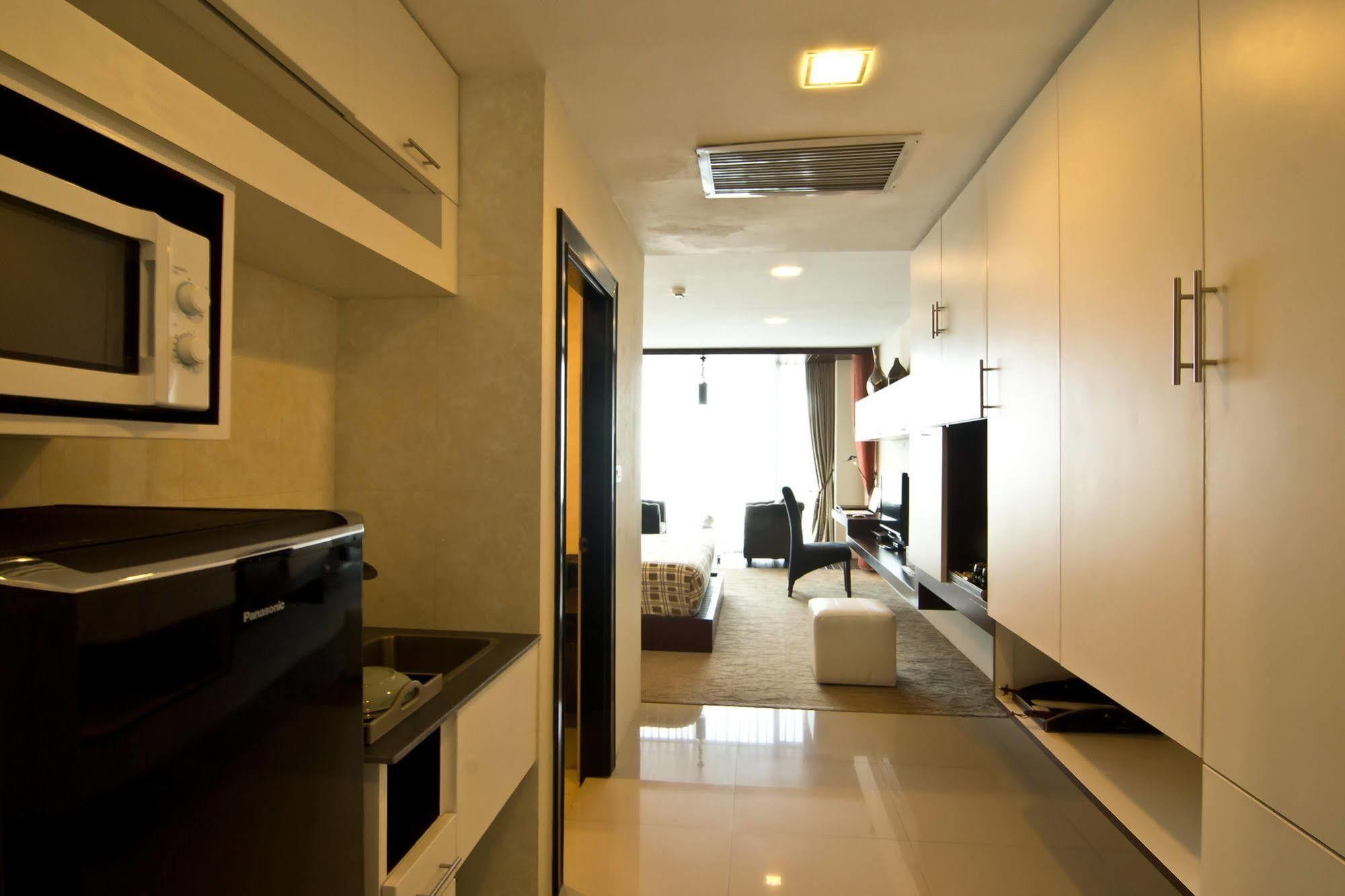 Rashmi'S Plaza Hotel Vientiane Exteriör bild